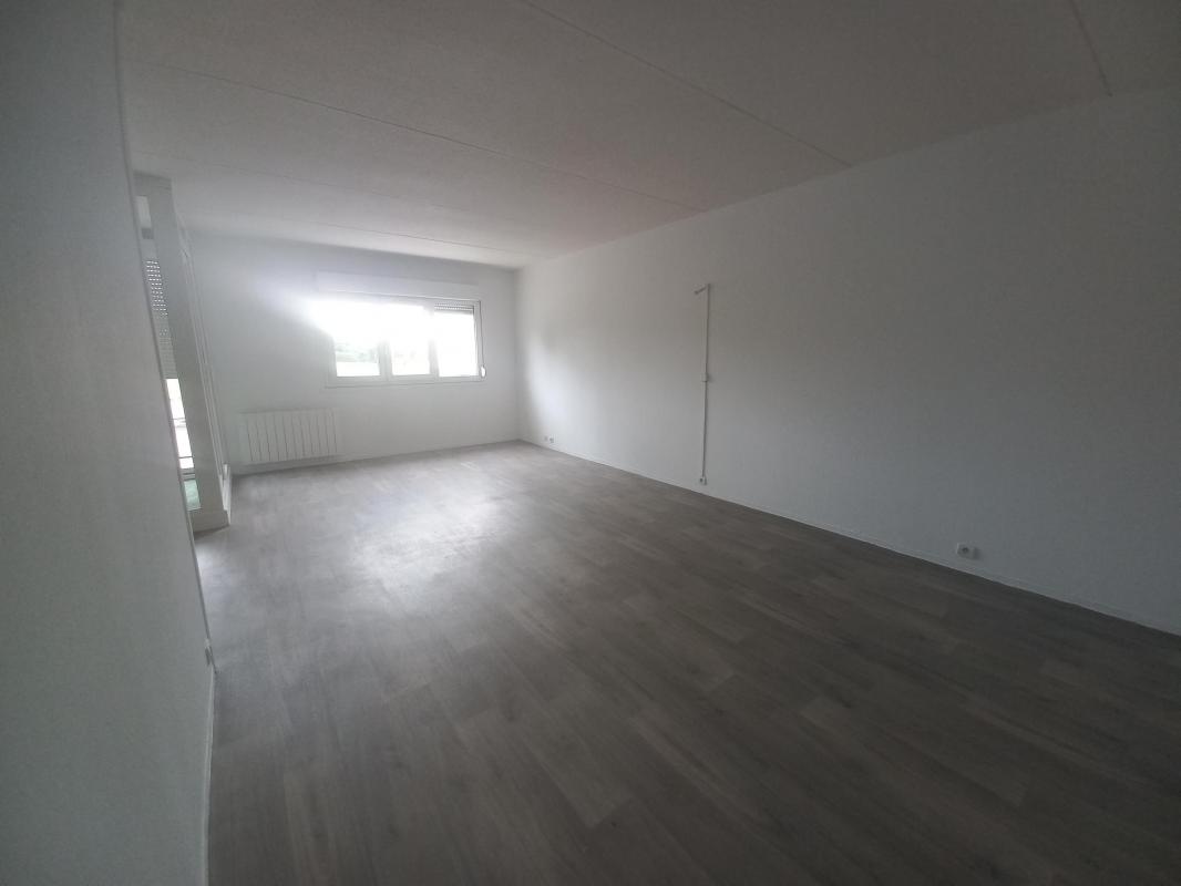 Photo d'un Appartement en location à ST JEAN DE BOURNAY (38440)