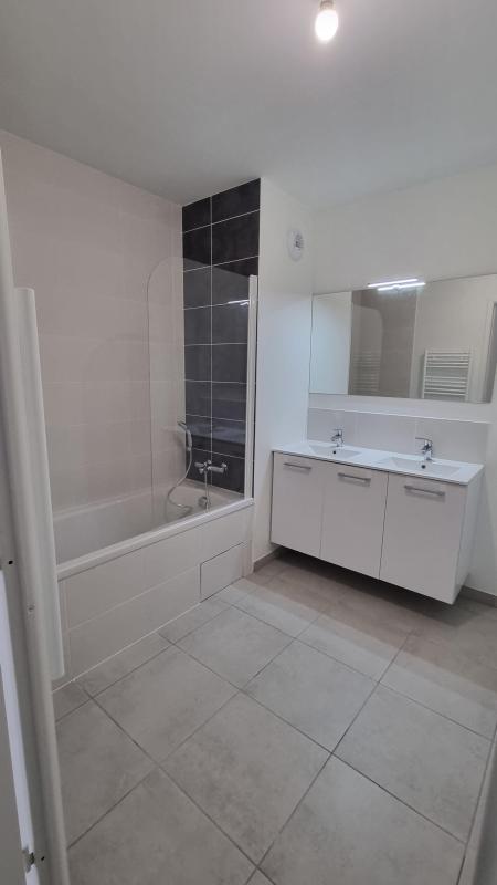 Photo d'un Appartement en location à FONTAINE (38600)