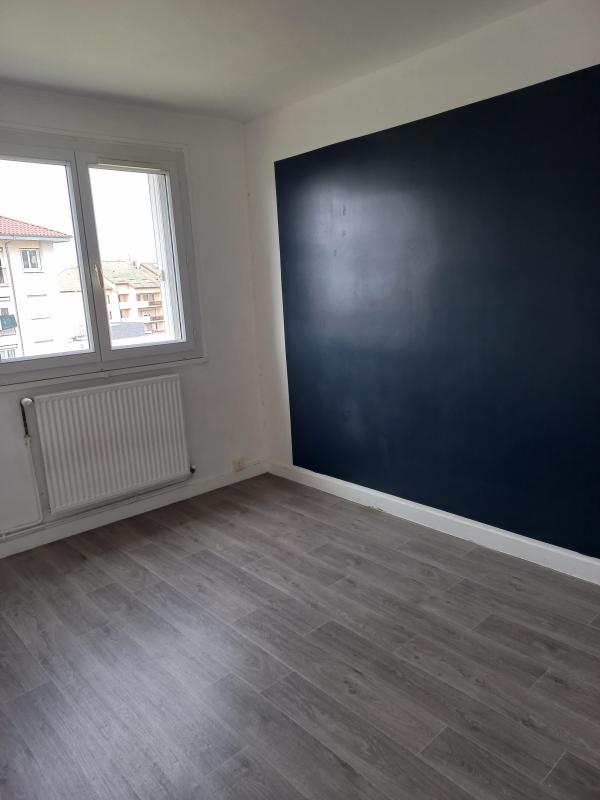 Photo d'un Appartement en location à LE PEAGE DE ROUSSILLON (38550)