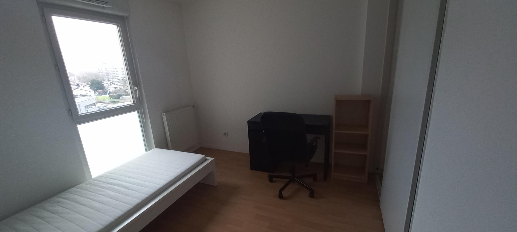 Photo d'un Meublé en location à ST MARTIN D HERES (38400)
