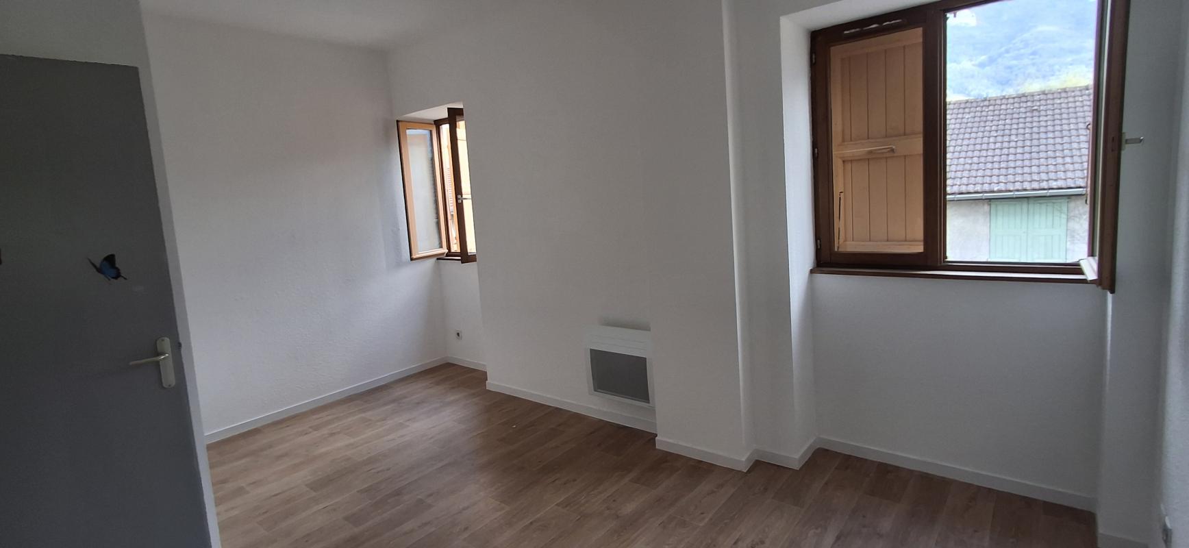 Photo d'un Appartement en location à ST GERVAIS (38470)