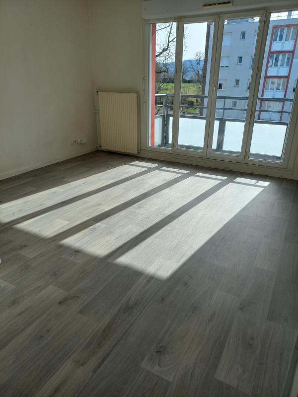 Photo d'un Appartement en location à LE PONT DE BEAUVOISIN (38480)