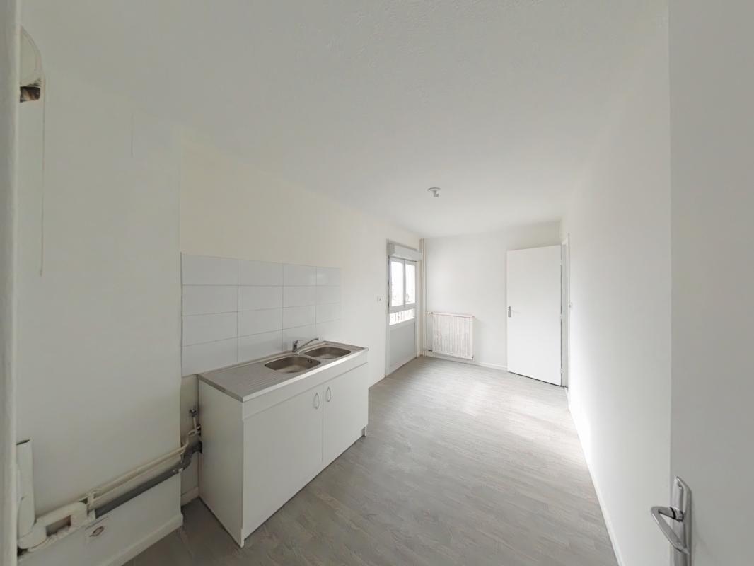 Photo d'un Appartement en location à LE PEAGE DE ROUSSILLON (38550)