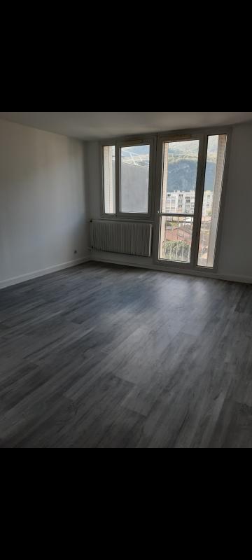Photo d'un Appartement en location à LE PONT DE CLAIX (38800)