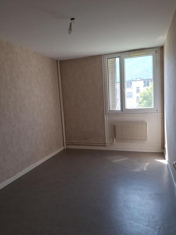 Photo d'un Appartement en location à FONTAINE (38600)