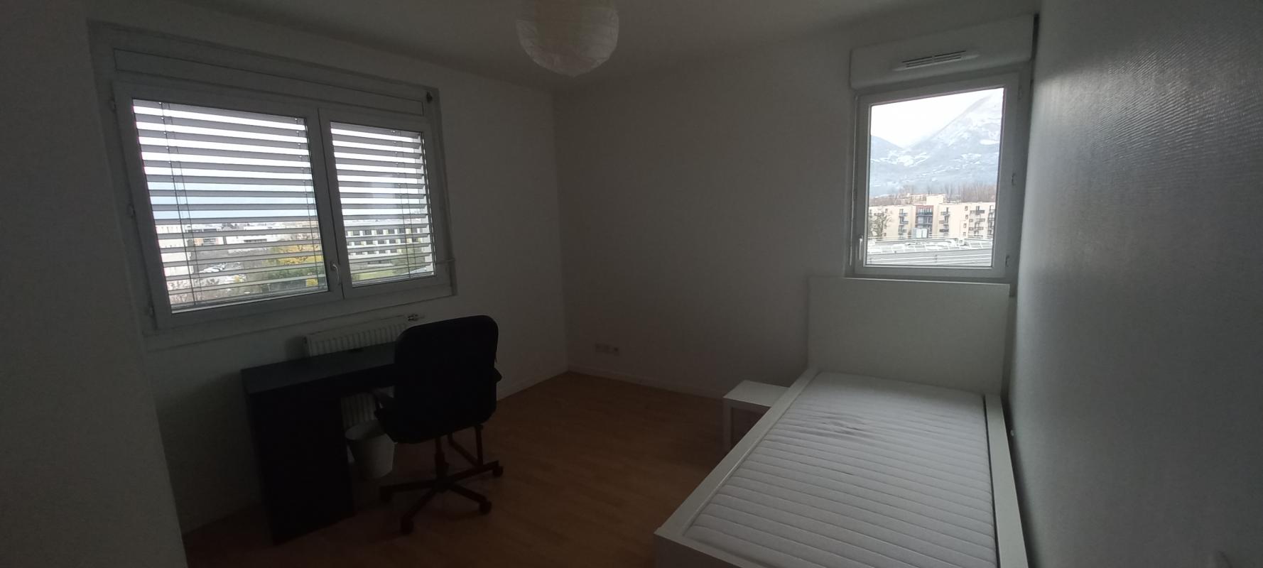Photo d'un Meublé en location à ST MARTIN D HERES (38400)