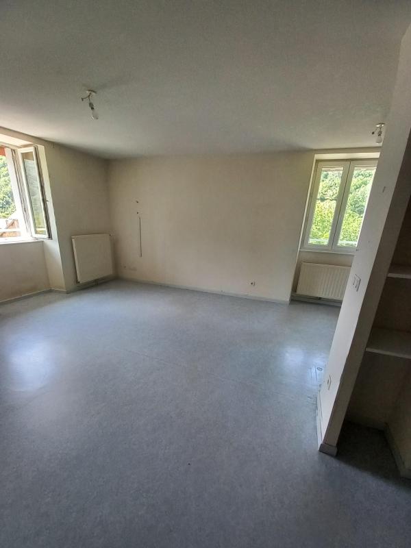 Photo d'un Appartement en location à LA SALETTE FALLAVAUX (38970)