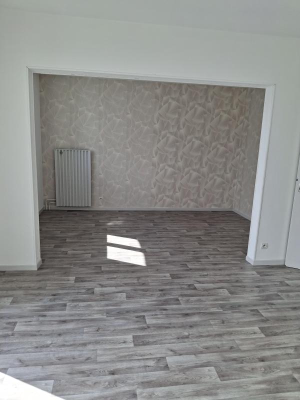 Photo d'un Appartement en location à LA COTE ST ANDRE (38260)