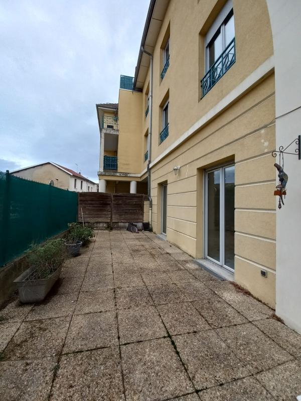 Photo d'un Appartement en location à LA TOUR DU PIN (38110)