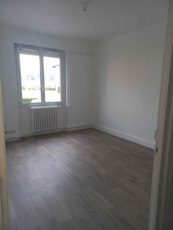 Photo d'un Appartement en location à ROUSSILLON (38150)