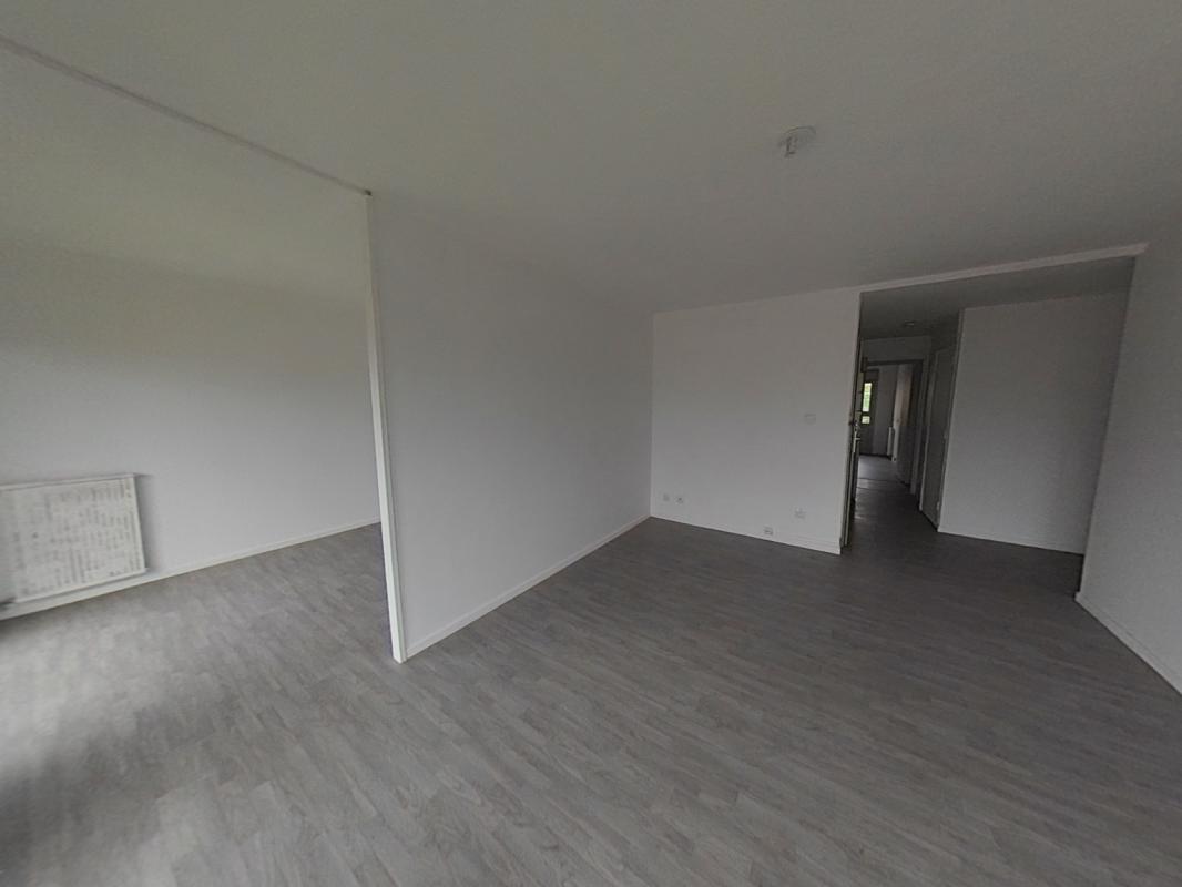 Photo d'un Appartement en location à LE PEAGE DE ROUSSILLON (38550)