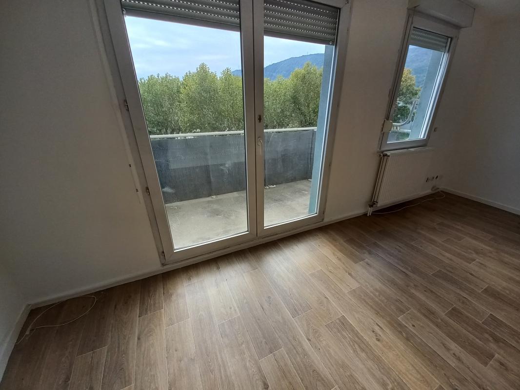Photo d'un Duplex/Triplex en location à ECHIROLLES (38130)