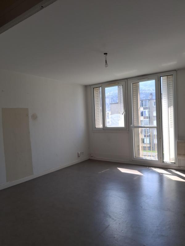 Photo d'un Appartement en location à FONTAINE (38600)