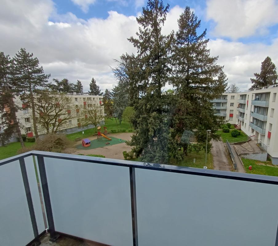 Photo d'un Appartement en location à LA COTE ST ANDRE (38260)