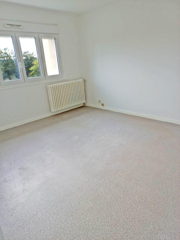 Photo d'un Appartement en location à GILLONNAY (38260)