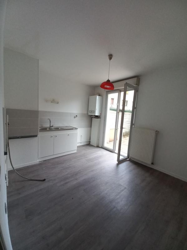 Photo d'un Appartement en location à LA TOUR DU PIN (38110)