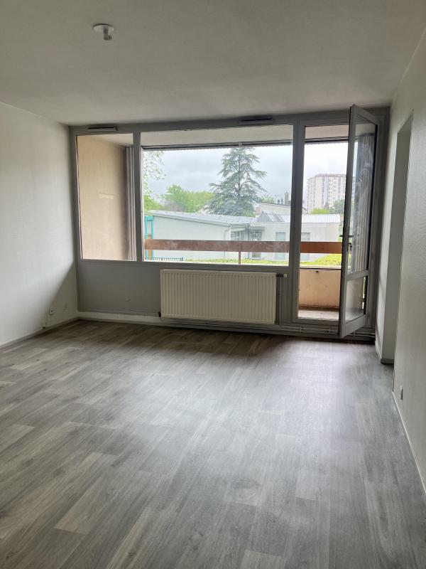 Photo d'un Appartement en vente à ST MARTIN D HERES (38400)